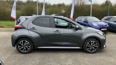 Toyota Yaris 1.5 Hybrid Design 5dr CVT Hybrid Hatchback